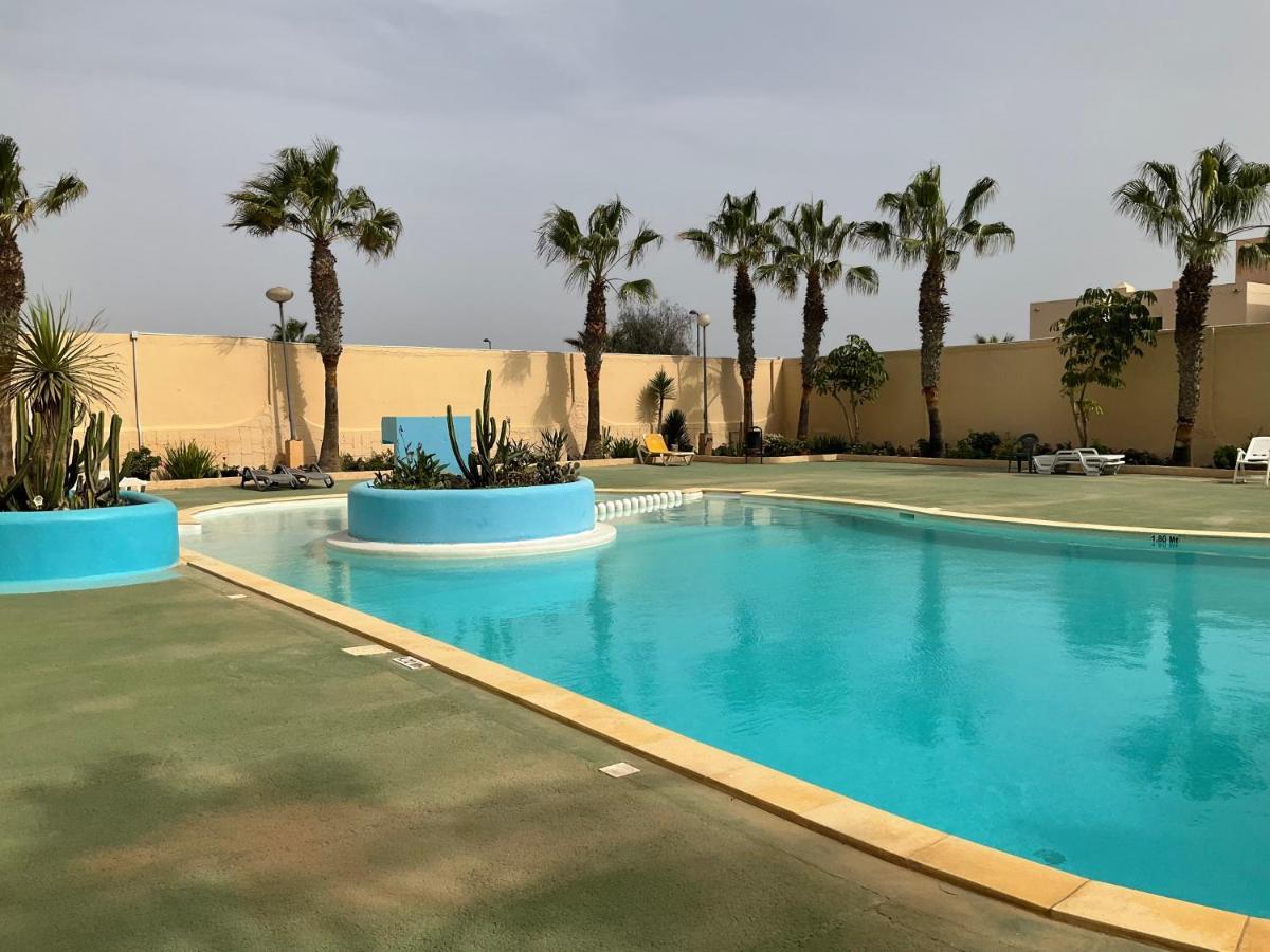 Surf & Chill Bungalow 69, Quiet Green Oasis With Community Swimmingpool Parque Holandes المظهر الخارجي الصورة